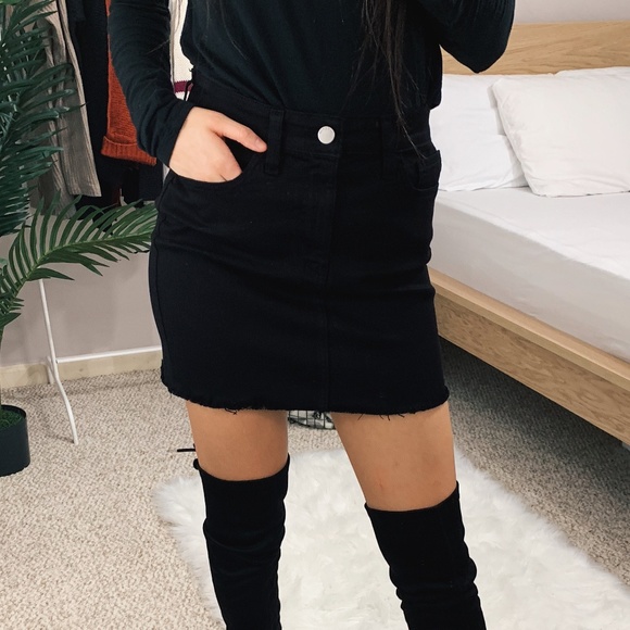 Hazel - Black Denim Skirt - Picture 3 of 6